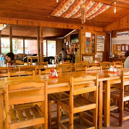 Olimpos Ağaç Evler 3*