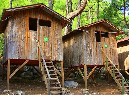Olimpos Ağaç Evler Tatil parkı 3*